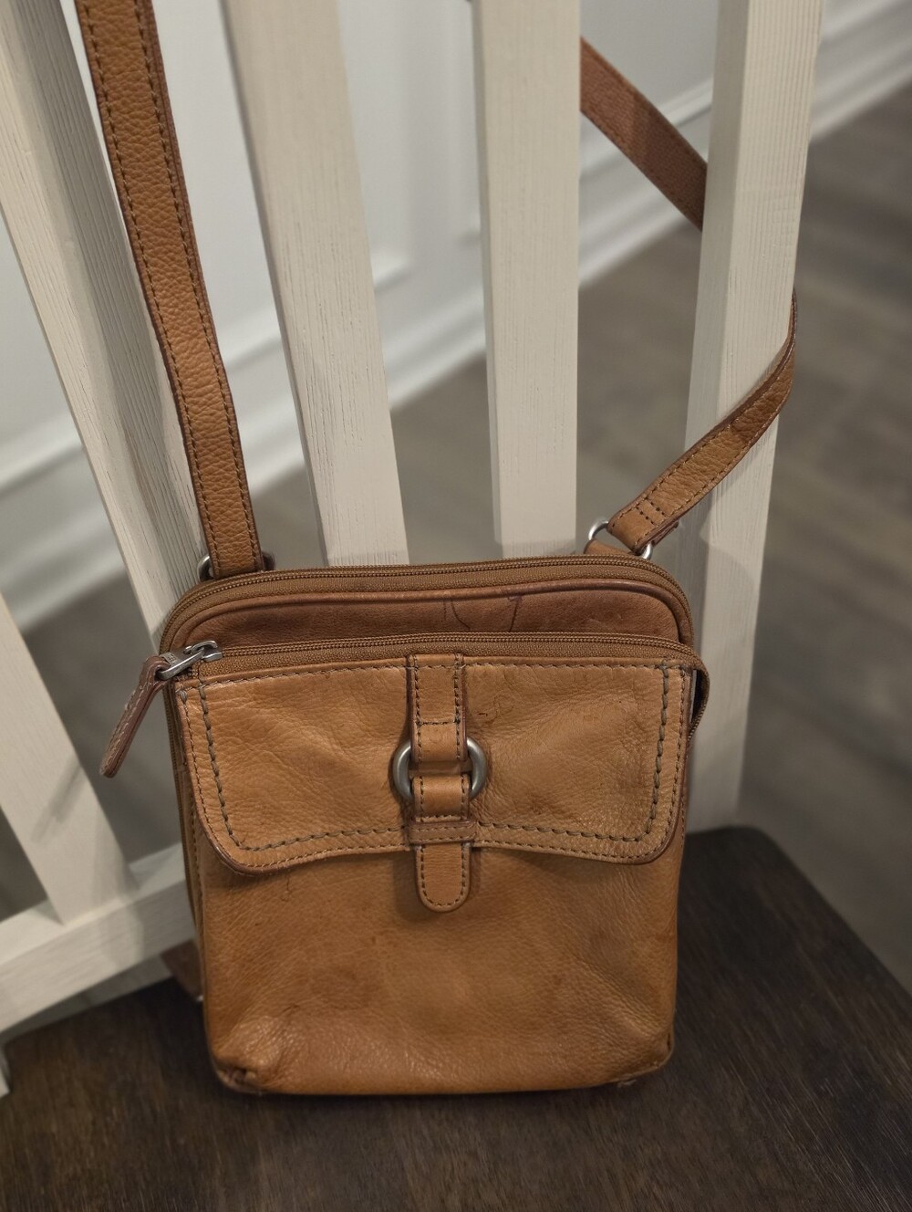 Vintage Fossil "Crosstown" Leather Organizer Crossbody Bag in Tan